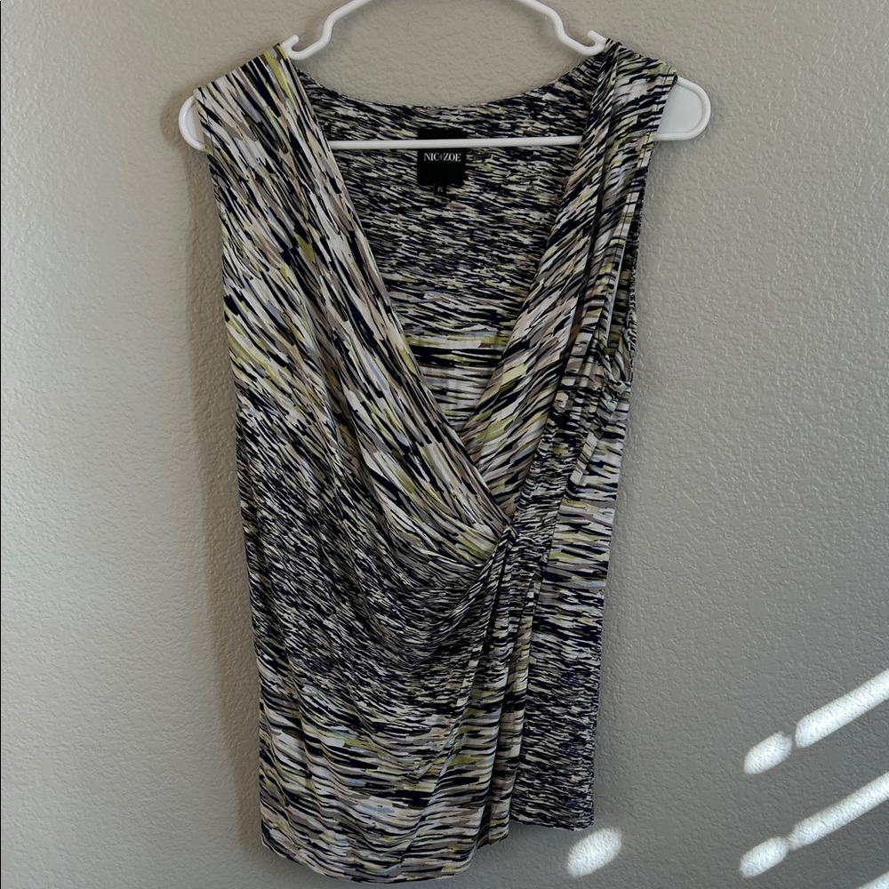 NIC+ZOE‎ Women's Black, White, and Green Patterned Blouse